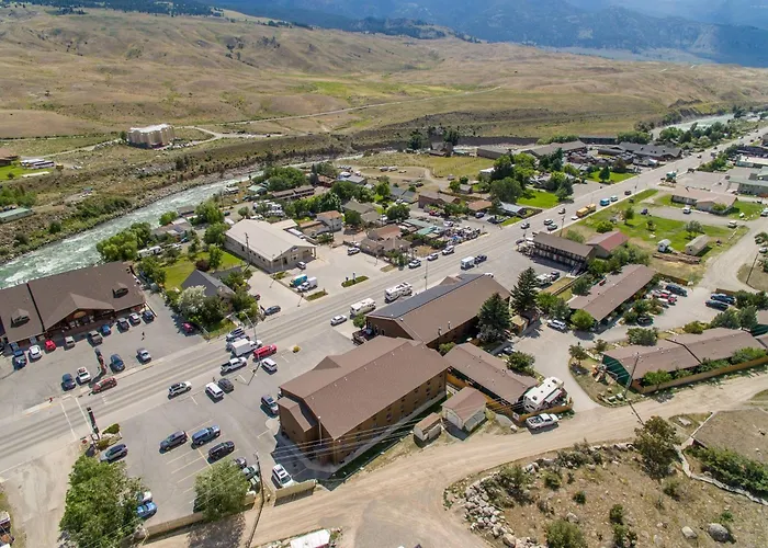 Super 8 by Wyndham Gardiner/Yellowstone Park Area
