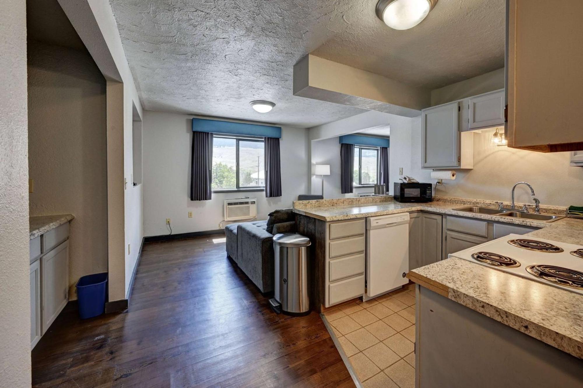 Hotel Super 8 By Wyndham Gardiner/yellowstone Park Area Gardiner