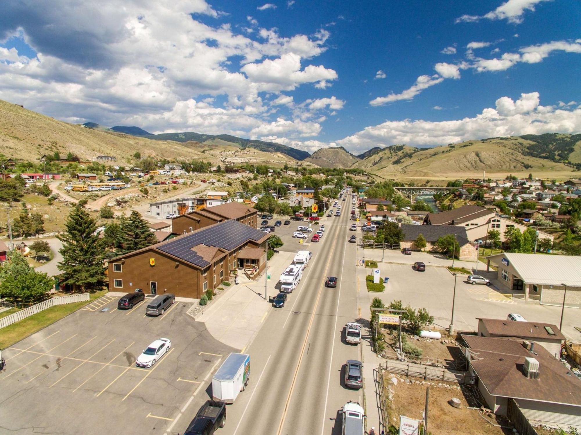 Super 8 By Wyndham Gardiner/yellowstone Park Area Hotel 2*