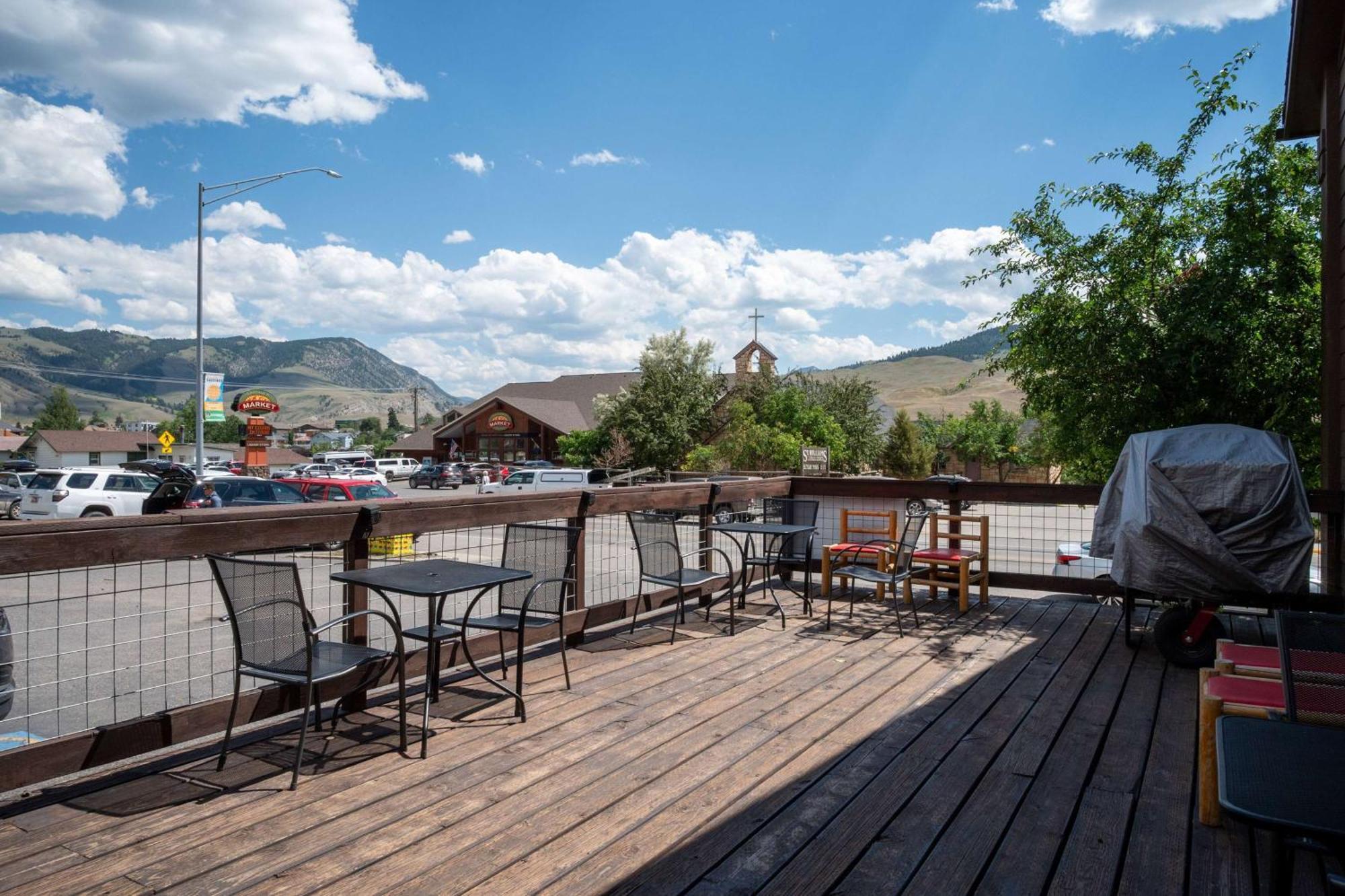Super 8 By Wyndham Gardiner/yellowstone Park Area Hotel