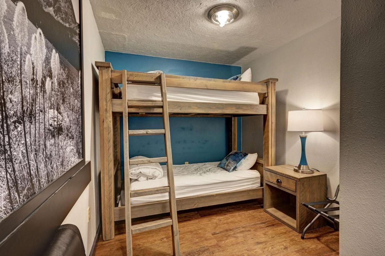 Hotel Super 8 By Wyndham Gardiner/yellowstone Park Area 2*